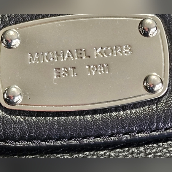 Michael Kors  Black Leather Weekender Shoulder/Crossbody/Duffle Bag 29x13x6 - Picture 6 of 11